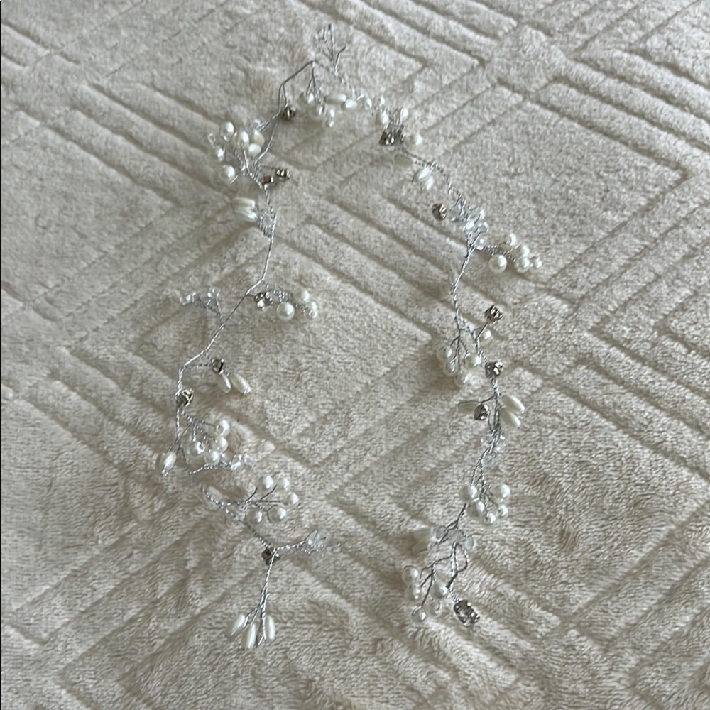 Elegant Pearl and Clear Stone Hair Vine